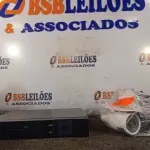 LOTE 502 - 01 DVR E 03 CÂMERAS DE SEGURANÇA. (NO ESTADO) ATENÇÃO! FAZER A VISITAÇÃO ANTES DE ARREMATAR, NÃO SABEMOS SE FUNCIONA. LEILÃO NÃO TEM GARANTIA E NEM DEVOLUÇÃO, SUJEITO A POSSÍVEIS AVARIAS VISÍVEIS/OCULTAS E/OU AUSÊNCIA DE COMPONENTES.