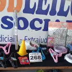 LOTE 268 - 50 ITENS INFANTIS DIVERSOS (APROXIMADAMENTE)(NO ESTADO, NÃO SABEMOS SE FUNCIONA. LEILÃO NÃO TEM GARANTIA E NEM DEVOLUÇÃO, SUJEITO A POSSÍVEIS AVARIAS VISÍVEIS/OCULTAS E/OU AUSÊNCIA DE COMPONENTES)