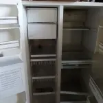 LOTE 485 - 01 GELADEIRA MARCA GE 127V. (NO ESTADO) ATENÇÃO! FAZER A VISITAÇÃO ANTES DE ARREMATAR, NÃO SABEMOS SE FUNCIONA. LEILÃO NÃO TEM GARANTIA E NEM DEVOLUÇÃO, SUJEITO A POSSÍVEIS AVARIAS VISÍVEIS/OCULTAS E/OU AUSÊNCIA DE COMPONENTES.