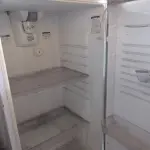 LOTE 482 - 01 GELADEIRA MARCA GE COM AVARIAS. (NO ESTADO) ATENÇÃO! FAZER A VISITAÇÃO ANTES DE ARREMATAR, NÃO SABEMOS SE FUNCIONA. LEILÃO NÃO TEM GARANTIA E NEM DEVOLUÇÃO, SUJEITO A POSSÍVEIS AVARIAS VISÍVEIS/OCULTAS E/OU AUSÊNCIA DE COMPONENTES.