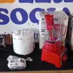 LOTE 278 - 01 – CAFETERIA MONDIAL – 01 LIQUIDIFICADOR MONDIAL – 01 ESCOVA SECADORA BRITANIA – 01 PANELA DE ELÉTRICA MONDIAL (NO ESTADO, NÃO SABEMOS SE FUNCIONA. LEILÃO NÃO TEM GARANTIA E NEM DEVOLUÇÃO, SUJEITO A POSSÍVEIS AVARIAS VISÍVEIS/OCULTAS E/OU AUSÊNCIA DE COMPONENTES)