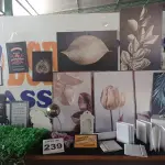 LOTE 239 - 20- ITENS DE DECORAÇÃO DIVERSOS (APROXIMADAMENTE)(NO ESTADO, NÃO SABEMOS SE FUNCIONA. LEILÃO NÃO TEM GARANTIA E NEM DEVOLUÇÃO, SUJEITO A POSSÍVEIS AVARIAS VISÍVEIS/OCULTAS E/OU AUSÊNCIA DE COMPONENTES)