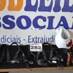 LOTE 282 - 60 – ITENS MASCULINOS DIVERSOS (NO ESTADO, NÃO SABEMOS SE FUNCIONA. LEILÃO NÃO TEM GARANTIA E NEM DEVOLUÇÃO, SUJEITO A POSSÍVEIS AVARIAS VISÍVEIS/OCULTAS E/OU AUSÊNCIA DE COMPONENTES)