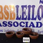 LOTE 008 - 04 - VASOS DE PLANTAS (NO ESTADO, NÃO SABEMOS SE FUNCIONA. LEILÃO NÃO TEM GARANTIA E NEM DEVOLUÇÃO, SUJEITO A POSSÍVEIS AVARIAS VISÍVEIS/OCULTAS E/OU AUSÊNCIA DE COMPONENTES)