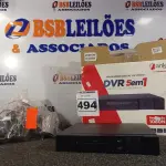 LOTE 494 - 01 DVR E 03 CÂMERAS DE SEGURANÇA. (NO ESTADO) ATENÇÃO! FAZER A VISITAÇÃO ANTES DE ARREMATAR, NÃO SABEMOS SE FUNCIONA. LEILÃO NÃO TEM GARANTIA E NEM DEVOLUÇÃO, SUJEITO A POSSÍVEIS AVARIAS VISÍVEIS/OCULTAS E/OU AUSÊNCIA DE COMPONENTES.