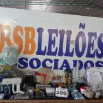 LOTE 286 - 50 – ITENS PARA FERRAGISTA DIVERSOS (APROXIMADAMENTE) (NO ESTADO, NÃO SABEMOS SE FUNCIONA. LEILÃO NÃO TEM GARANTIA E NEM DEVOLUÇÃO, SUJEITO A POSSÍVEIS AVARIAS VISÍVEIS/OCULTAS E/OU AUSÊNCIA DE COMPONENTES)