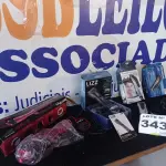 LOTE 343 - 04 – ELETRO PORTÁTEIS DIVERSOS (NO ESTADO, NÃO SABEMOS SE FUNCIONA. LEILÃO NÃO TEM GARANTIA E NEM DEVOLUÇÃO, SUJEITO A POSSÍVEIS AVARIAS VISÍVEIS/OCULTAS E/OU AUSÊNCIA DE COMPONENTES)