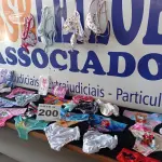 LOTE 200 - 30 – PEÇAS INTIMAS INFANTIL FEMININAS (APROXIMADAMENTE)(NO ESTADO, NÃO SABEMOS SE FUNCIONA. LEILÃO NÃO TEM GARANTIA E NEM DEVOLUÇÃO, SUJEITO A POSSÍVEIS AVARIAS VISÍVEIS/OCULTAS E/OU AUSÊNCIA DE COMPONENTES)