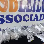 LOTE 347 - 1150 – MASCARAS DESCARTÁVEIS (APROXIMADAMENTE) (NO ESTADO, NÃO SABEMOS SE FUNCIONA. LEILÃO NÃO TEM GARANTIA E NEM DEVOLUÇÃO, SUJEITO A POSSÍVEIS AVARIAS VISÍVEIS/OCULTAS E/OU AUSÊNCIA DE COMPONENTES)