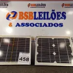 LOTE 458 - 02 PAINÉIS SOLARES 18V 10W.  (NO ESTADO) ATENÇÃO! FAZER A VISITAÇÃO ANTES DE ARREMATAR, NÃO SABEMOS SE FUNCIONA. LEILÃO NÃO TEM GARANTIA E NEM DEVOLUÇÃO, SUJEITO A POSSÍVEIS AVARIAS VISÍVEIS/OCULTAS E/OU AUSÊNCIA DE COMPONENTES.