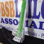 LOTE 314 - 01 - GUARDA SOL 1.60 ALUMÍNIO (NO ESTADO, NÃO SABEMOS SE FUNCIONA. LEILÃO NÃO TEM GARANTIA E NEM DEVOLUÇÃO, SUJEITO A POSSÍVEIS AVARIAS VISÍVEIS/OCULTAS E/OU AUSÊNCIA DE COMPONENTES)