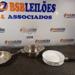 LOTE 500 - 02 FRIGIDEIRAS E 01 PANELA SEM TAMPA. (NO ESTADO) ATENÇÃO! FAZER A VISITAÇÃO ANTES DE ARREMATAR, NÃO SABEMOS SE FUNCIONA. LEILÃO NÃO TEM GARANTIA E NEM DEVOLUÇÃO, SUJEITO A POSSÍVEIS AVARIAS VISÍVEIS/OCULTAS E/OU AUSÊNCIA DE COMPONENTES.