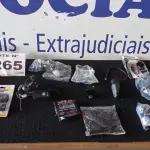 LOTE 265 - 35 -  ITENS PARA CICLISMO DIVERSOS (APROXIMADAMENTE) (NO ESTADO, NÃO SABEMOS SE FUNCIONA. LEILÃO NÃO TEM GARANTIA E NEM DEVOLUÇÃO, SUJEITO A POSSÍVEIS AVARIAS VISÍVEIS/OCULTAS E/OU AUSÊNCIA DE COMPONENTES)
