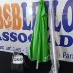 LOTE 360 - 01 - GUARDA SOL 1.60 ALUMÍNIO (NO ESTADO, NÃO SABEMOS SE FUNCIONA. LEILÃO NÃO TEM GARANTIA E NEM DEVOLUÇÃO, SUJEITO A POSSÍVEIS AVARIAS VISÍVEIS/OCULTAS E/OU AUSÊNCIA DE COMPONENTES)