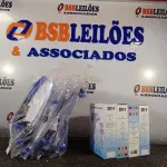 LOTE 031 - 10 MÁSCARAS DE PROTEÇÃO E 04 TERMÔMETROS INFRAVERMELHO. (NO ESTADO) ATENÇÃO! FAZER A VISITAÇÃO ANTES DE ARREMATAR, NÃO SABEMOS SE FUNCIONA. LEILÃO NÃO TEM GARANTIA E NEM DEVOLUÇÃO, SUJEITO A POSSÍVEIS AVARIAS VISÍVEIS/OCULTAS E/OU AUSÊNCIA DE COMPONENTES.