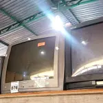 LOTE 076 - 03 TV’S DE TUBO MARCAS E MODELOS DIVERSOS. (NO ESTADO) ATENÇÃO! FAZER A VISITAÇÃO ANTES DE ARREMATAR, NÃO SABEMOS SE FUNCIONA. LEILÃO NÃO TEM GARANTIA E NEM DEVOLUÇÃO, SUJEITO A POSSÍVEIS AVARIAS VISÍVEIS/OCULTAS E/OU AUSÊNCIA DE COMPONENTES.