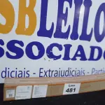 LOTE 481 - 01 - STRING BOX SOLAR RENOVIGI  (NO ESTADO, NÃO SABEMOS SE FUNCIONA. LEILÃO NÃO TEM GARANTIA E NEM DEVOLUÇÃO, SUJEITO A POSSÍVEIS AVARIAS VISÍVEIS/OCULTAS E/OU AUSÊNCIA DE COMPONENTES)