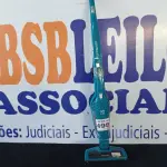 LOTE 498 - 01 - ASPIRADOR DE PÓ VERTICAL ERGORÁPIDO ELECTROLUX SEM FIO (NO ESTADO, NÃO SABEMOS SE FUNCIONA. LEILÃO NÃO TEM GARANTIA E NEM DEVOLUÇÃO, SUJEITO A POSSÍVEIS AVARIAS VISÍVEIS/OCULTAS E/OU AUSÊNCIA DE COMPONENTES)