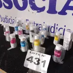 LOTE 431 - 16 - GARRAFAS DE TINTA HP (NO ESTADO, NÃO SABEMOS SE FUNCIONA. LEILÃO NÃO TEM GARANTIA E NEM DEVOLUÇÃO, SUJEITO A POSSÍVEIS AVARIAS VISÍVEIS/OCULTAS E/OU AUSÊNCIA DE COMPONENTES)