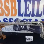 LOTE 505 - 06 - ARARAS DE PAREDE – 10 CABIDES DE BUSTO (NO ESTADO, NÃO SABEMOS SE FUNCIONA. LEILÃO NÃO TEM GARANTIA E NEM DEVOLUÇÃO, SUJEITO A POSSÍVEIS AVARIAS VISÍVEIS/OCULTAS E/OU AUSÊNCIA DE COMPONENTES)