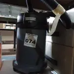 LOTE 074 - 01 ASPIRADOR DE PÓ MARCA KARCHER NT 20/1 220V. (NO ESTADO) ATENÇÃO! FAZER A VISITAÇÃO ANTES DE ARREMATAR, NÃO SABEMOS SE FUNCIONA. LEILÃO NÃO TEM GARANTIA E NEM DEVOLUÇÃO, SUJEITO A POSSÍVEIS AVARIAS VISÍVEIS/OCULTAS E/OU AUSÊNCIA DE COMPONENTES.