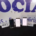 LOTE 421 - 02 - CELULAR SAMSUNG S7 – 01 CELULAR SAMSUNG S6 (NO ESTADO, NÃO SABEMOS SE FUNCIONA. LEILÃO NÃO TEM GARANTIA E NEM DEVOLUÇÃO, SUJEITO A POSSÍVEIS AVARIAS VISÍVEIS/OCULTAS E/OU AUSÊNCIA DE COMPONENTES)