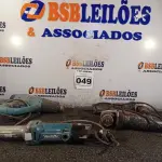 LOTE 049 - 02 ESMERILHADEIRAS, 01 RETIFICA E 01 SOPRADOR MARCAS E MODELOS DIVERSOS PARA RETIRADA DE PEÇAS. (NO ESTADO) ATENÇÃO! FAZER A VISITAÇÃO ANTES DE ARREMATAR, NÃO SABEMOS SE FUNCIONA. LEILÃO NÃO TEM GARANTIA E NEM DEVOLUÇÃO, SUJEITO A POSSÍVEIS AVARIAS VISÍVEIS/OCULTAS E/OU AUSÊNCIA DE COMPONENTES.