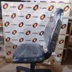 LOTE 080 - 01 CADEIRA DE ESCRITÓRIO COM BASE GIRATÓRIA. (NO ESTADO) ATENÇÃO! FAZER A VISITAÇÃO ANTES DE ARREMATAR, NÃO SABEMOS SE FUNCIONA. LEILÃO NÃO TEM GARANTIA E NEM DEVOLUÇÃO, SUJEITO A POSSÍVEIS AVARIAS VISÍVEIS/OCULTAS E/OU AUSÊNCIA DE COMPONENTES.