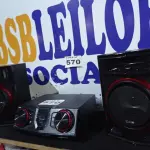 LOTE 570 - 01 - MINI SYSTEM BLUETOOTH PHILCO PHS1900BT EX BASS 1900W BIVOLT COR PRETO POTÊNCIA RMS 1900 W 110V/220V