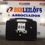 LOTE 035 - 01 MICROFONE + RECEPTOR SEM FIO MARCA TAG COM CASE E CABOS. (NO ESTADO) ATENÇÃO! FAZER A VISITAÇÃO ANTES DE ARREMATAR, NÃO SABEMOS SE FUNCIONA. LEILÃO NÃO TEM GARANTIA E NEM DEVOLUÇÃO, SUJEITO A POSSÍVEIS AVARIAS VISÍVEIS/OCULTAS E/OU AUSÊNCIA DE COMPONENTES.