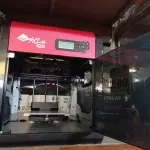 LOTE 065 - 01 IMPRESSORA 3D DA VINCI PRO. (NO ESTADO) ATENÇÃO! FAZER A VISITAÇÃO ANTES DE ARREMATAR, NÃO SABEMOS SE FUNCIONA. LEILÃO NÃO TEM GARANTIA E NEM DEVOLUÇÃO, SUJEITO A POSSÍVEIS AVARIAS VISÍVEIS/OCULTAS E/OU AUSÊNCIA DE COMPONENTES.