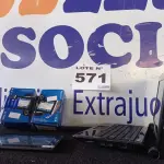 LOTE 571 - 02 – CELULARES NOKIA – 01 NETBOOK PHILCO – 01 TABLET PHILCO (NO ESTADO, NÃO SABEMOS SE FUNCIONA. LEILÃO NÃO TEM GARANTIA E NEM DEVOLUÇÃO, SUJEITO A POSSÍVEIS AVARIAS VISÍVEIS/OCULTAS E/OU AUSÊNCIA DE COMPONENTES)