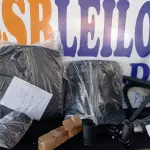 LOTE 522 - 01 - CADEIRA DIRETOR (NO ESTADO, NÃO SABEMOS SE FUNCIONA. LEILÃO NÃO TEM GARANTIA E NEM DEVOLUÇÃO, SUJEITO A POSSÍVEIS AVARIAS VISÍVEIS/OCULTAS E/OU AUSÊNCIA DE COMPONENTES)