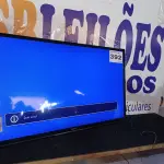 LOTE 392 - 01 - TV LED 47 POLEGADAS PHILIPS (NO ESTADO, NÃO SABEMOS SE FUNCIONA. LEILÃO NÃO TEM GARANTIA E NEM DEVOLUÇÃO, SUJEITO A POSSÍVEIS AVARIAS VISÍVEIS/OCULTAS E/OU AUSÊNCIA DE COMPONENTES)