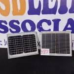 LOTE 437 - 02 PAINÉIS SOLARES 18V 10W. (NO ESTADO) ATENÇÃO! FAZER A VISITAÇÃO ANTES DE ARREMATAR, NÃO SABEMOS SE FUNCIONA. LEILÃO NÃO TEM GARANTIA E NEM DEVOLUÇÃO, SUJEITO A POSSÍVEIS AVARIAS VISÍVEIS/OCULTAS E/OU AUSÊNCIA DE COMPONENTES.