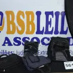 LOTE 561 - 06 – BOLSAS DIVERSAS (NO ESTADO, NÃO SABEMOS SE FUNCIONA. LEILÃO NÃO TEM GARANTIA E NEM DEVOLUÇÃO, SUJEITO A POSSÍVEIS AVARIAS VISÍVEIS/OCULTAS E/OU AUSÊNCIA DE COMPONENTES)