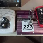 LOTE 223 - 01 CENTRAL DE ALARME, 01 SACA-ROLHAS, 01 MULTÍMETRO E 01 PIRÂMIDE 800. (NO ESTADO) ATENÇÃO! FAZER A VISITAÇÃO ANTES DE ARREMATAR, NÃO SABEMOS SE FUNCIONA. LEILÃO NÃO TEM GARANTIA E NEM DEVOLUÇÃO, SUJEITO A POSSÍVEIS AVARIAS VISÍVEIS/OCULTAS E/OU AUSÊNCIA DE COMPONENTES.