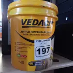 LOTE 197 - 01 BALDE DE VEDACIT, ADITIVO IMPERMEABILIZANTE PARA CONCRETO E ARGAMASSA 18L. (NO ESTADO) ATENÇÃO! FAZER A VISITAÇÃO ANTES DE ARREMATAR, NÃO SABEMOS SE FUNCIONA. LEILÃO NÃO TEM GARANTIA E NEM DEVOLUÇÃO, SUJEITO A POSSÍVEIS AVARIAS VISÍVEIS/OCULTAS E/OU AUSÊNCIA DE COMPONENTES.