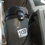 LOTE 103 - 01 ASPIRADOR DE PÓ MARCA KARCHER NT 20/1 220V. (NO ESTADO) ATENÇÃO! FAZER A VISITAÇÃO ANTES DE ARREMATAR, NÃO SABEMOS SE FUNCIONA. LEILÃO NÃO TEM GARANTIA E NEM DEVOLUÇÃO, SUJEITO A POSSÍVEIS AVARIAS VISÍVEIS/OCULTAS E/OU AUSÊNCIA DE COMPONENTES.