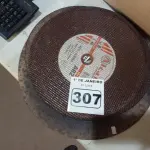 LOTE 307 - 10 DISCOS PARA SERRA DE BANCADA. (NO ESTADO) ATENÇÃO! FAZER A VISITAÇÃO ANTES DE ARREMATAR, NÃO SABEMOS SE FUNCIONA. LEILÃO NÃO TEM GARANTIA E NEM DEVOLUÇÃO, SUJEITO A POSSÍVEIS AVARIAS VISÍVEIS/OCULTAS E/OU AUSÊNCIA DE COMPONENTES.