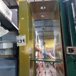 LOTE 131 - 01 EXPOSITOR EM FIBRA DE VIDRO. (NO ESTADO) ATENÇÃO! FAZER A VISITAÇÃO ANTES DE ARREMATAR, NÃO SABEMOS SE FUNCIONA. LEILÃO NÃO TEM GARANTIA E NEM DEVOLUÇÃO, SUJEITO A POSSÍVEIS AVARIAS VISÍVEIS/OCULTAS E/OU AUSÊNCIA DE COMPONENTES.