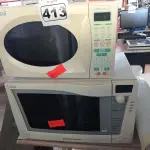 LOTE 413 - 02 MICRO-ONDAS MARCAS E MODELOS DIVERSOS. (NO ESTADO) ATENÇÃO! FAZER A VISITAÇÃO ANTES DE ARREMATAR, NÃO SABEMOS SE FUNCIONA. LEILÃO NÃO TEM GARANTIA E NEM DEVOLUÇÃO, SUJEITO A POSSÍVEIS AVARIAS VISÍVEIS/OCULTAS E/OU AUSÊNCIA DE COMPONENTES.