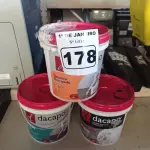 LOTE 178 - 01 BALDE DE CIMENTO QUEIMADO 4KG, 01 BALDE DE GRANILITE RUSTICO 5KG E 01 BALDE DE MASSA FINA PARA CORREÇÃO 4K. (NO ESTADO) ATENÇÃO! FAZER A VISITAÇÃO ANTES DE ARREMATAR, NÃO SABEMOS SE FUNCIONA. LEILÃO NÃO TEM GARANTIA E NEM DEVOLUÇÃO, SUJEITO A POSSÍVEIS AVARIAS VISÍVEIS/OCULTAS E/OU AUSÊNCIA DE COMPONENTES.