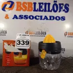 LOTE 339 - 01 EXTRATOR DE SUCOS MARCA MALLORY 110V. (NO ESTADO) ATENÇÃO! FAZER A VISITAÇÃO ANTES DE ARREMATAR, NÃO SABEMOS SE FUNCIONA. LEILÃO NÃO TEM GARANTIA E NEM DEVOLUÇÃO, SUJEITO A POSSÍVEIS AVARIAS VISÍVEIS/OCULTAS E/OU AUSÊNCIA DE COMPONENTES.