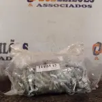 LOTE 340 - 01 LOTE COM VÁRIOS PARAFUSOS GALVANIZADOS. (NO ESTADO) ATENÇÃO! FAZER A VISITAÇÃO ANTES DE ARREMATAR, NÃO SABEMOS SE FUNCIONA. LEILÃO NÃO TEM GARANTIA E NEM DEVOLUÇÃO, SUJEITO A POSSÍVEIS AVARIAS VISÍVEIS/OCULTAS E/OU AUSÊNCIA DE COMPONENTES.