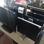 LOTE 418 - 08 MONITORES MARCAS E MODELOS DIVERSOS PARA RETIRADA DE PEÇAS. (NO ESTADO) ATENÇÃO! FAZER A VISITAÇÃO ANTES DE ARREMATAR, NÃO SABEMOS SE FUNCIONA. LEILÃO NÃO TEM GARANTIA E NEM DEVOLUÇÃO, SUJEITO A POSSÍVEIS AVARIAS VISÍVEIS/OCULTAS E/OU AUSÊNCIA DE COMPONENTES.