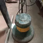 LOTE 252 - 01 ENCERADEIRA INDUSTRIAL MARCA BANDEIRANTE. (NO ESTADO) ATENÇÃO! FAZER A VISITAÇÃO ANTES DE ARREMATAR, NÃO SABEMOS SE FUNCIONA. LEILÃO NÃO TEM GARANTIA E NEM DEVOLUÇÃO, SUJEITO A POSSÍVEIS AVARIAS VISÍVEIS/OCULTAS E/OU AUSÊNCIA DE COMPONENTES.