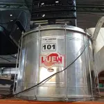 LOTE 101 - 02 APARELHOS DE SOM E 01 INSTRUMENTO MUSICAL “SURDO”. (NO ESTADO) ATENÇÃO! FAZER A VISITAÇÃO ANTES DE ARREMATAR, NÃO SABEMOS SE FUNCIONA. LEILÃO NÃO TEM GARANTIA E NEM DEVOLUÇÃO, SUJEITO A POSSÍVEIS AVARIAS VISÍVEIS/OCULTAS E/OU AUSÊNCIA DE COMPONENTES.