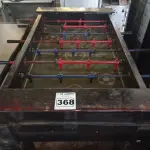 LOTE 368 - 01 MESA DE PEBOLIM. (NO ESTADO) ATENÇÃO! FAZER A VISITAÇÃO ANTES DE ARREMATAR, NÃO SABEMOS SE FUNCIONA. LEILÃO NÃO TEM GARANTIA E NEM DEVOLUÇÃO, SUJEITO A POSSÍVEIS AVARIAS VISÍVEIS/OCULTAS E/OU AUSÊNCIA DE COMPONENTES.