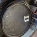 LOTE 259 - 06 PENEIRAS MARCAS E MODELOS DIVERSOS. (NO ESTADO) ATENÇÃO! FAZER A VISITAÇÃO ANTES DE ARREMATAR, NÃO SABEMOS SE FUNCIONA. LEILÃO NÃO TEM GARANTIA E NEM DEVOLUÇÃO, SUJEITO A POSSÍVEIS AVARIAS VISÍVEIS/OCULTAS E/OU AUSÊNCIA DE COMPONENTES.